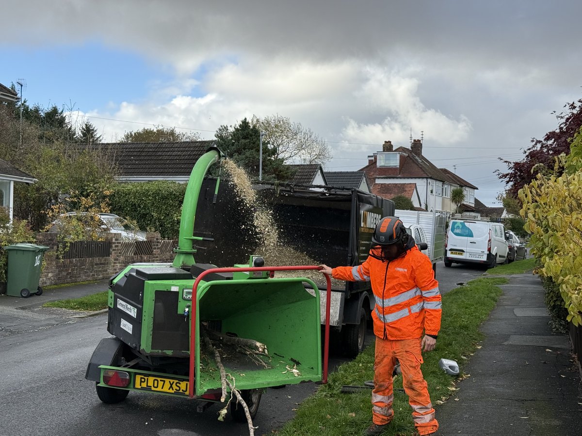 LumbersNW's tweet photo. Poplar Reduction in Irby, Wirral. https://t.co/83O9U8njFm