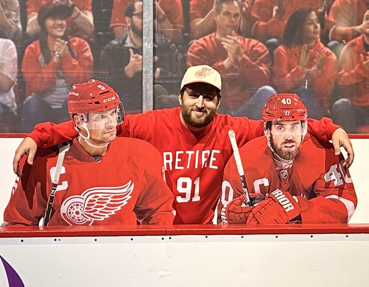 Let's work something out for Fedorov Night <a href="/DetroitRedWings/">Detroit Red Wings</a>