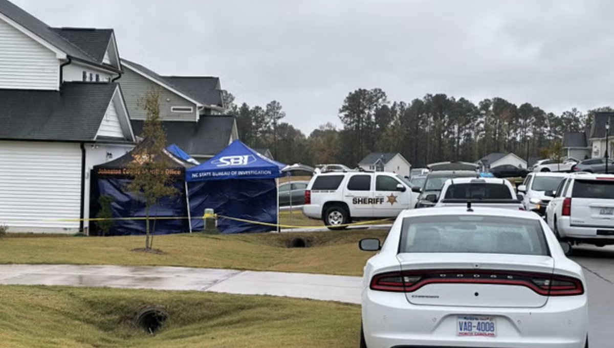 Greg_Holt_'s tweet image. #news #killing #children #wow #crime #murder #family #liberals
Since dad served in the Iraq war, the liberals will say he was "triggered" by something, so it's not his fault that he killed 3 of his kids, and his stepson. How do you murder your own kids, then stuff them in the