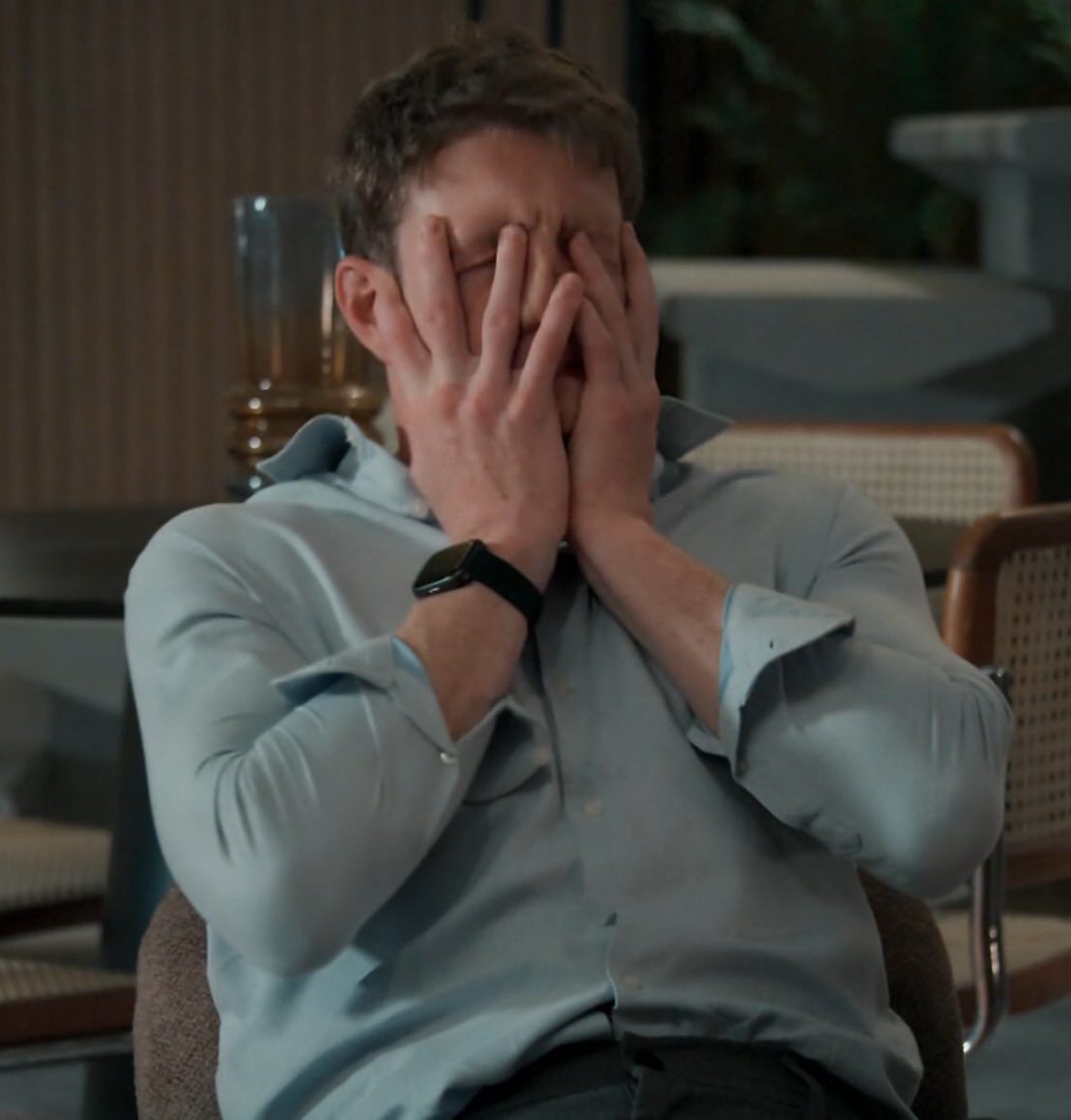 lovshinny's tweet image. aquela amiga que ainda não superou a novela que terminou 5 meses atrás