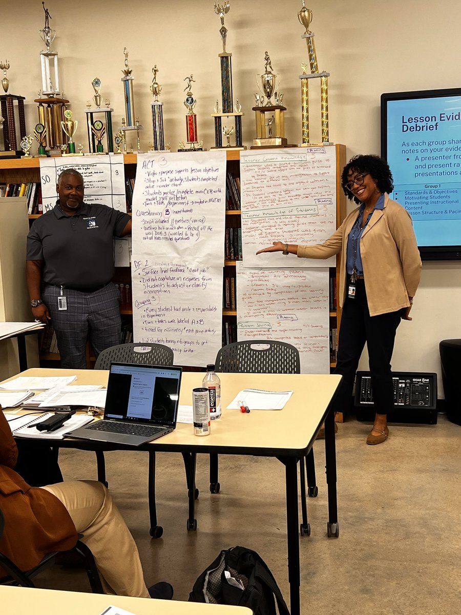 SwiftStudy1's tweet image. Major shifts in progress!! 🚧 @SJBPS118 school and district leaders are focused on gathering quality evidence of students’ learning progression to reflect on how they intentionally support teacher and student growth through powerful reflection. @NIETteach @doelouisiana