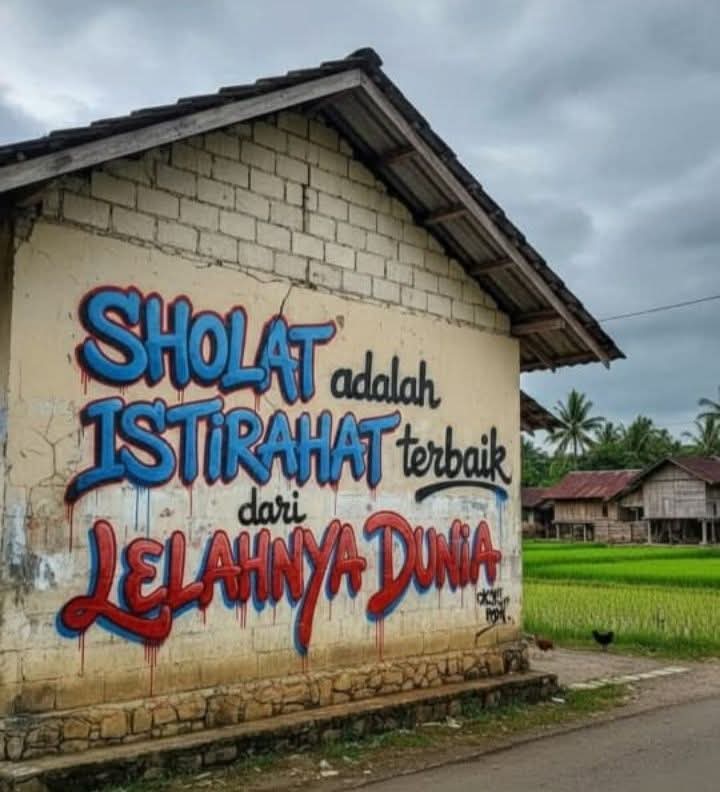 Sholat adalah istirahat terbaik dari lelahnya dunia