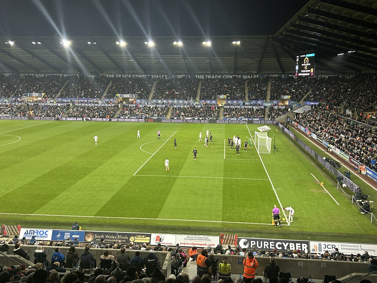 IceWithNoLemon's tweet image. Swansea 1 
Man City 3 

Great effort from us 

For first 35mins we played some good football, took the lead &amp;amp; give Man City problems 

Where has that been all season? 

Second half City were the better side and showed their quality 

Overall tho we did well 

#SWAMCI #Swans