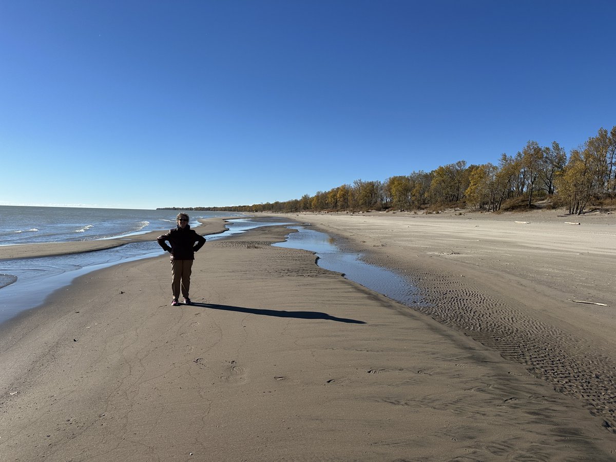 AlJDugan's tweet photo. Only people on Long Point beach. It was real nice and comfortable. The water was 16C, so that it’s as far in as I went. #LongPoint #LakeErie https://t.co/8VMosIg2jE