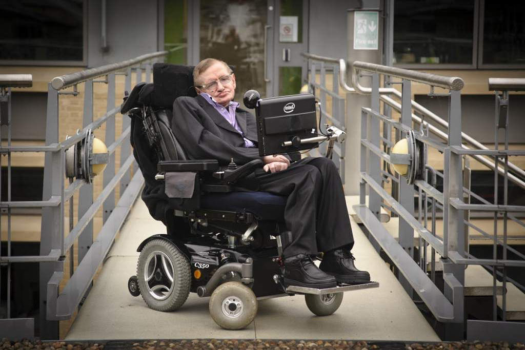NI STEPHEN HAWKING NI BORGES CONSEGUIRÍAN TRABAJO

El 10% de la población de la Ciudad tiene algún tipo de discapacidad. El desempleo dentro de ese grupo alcanza el 85%. Muchos de ellos no pueden conseguir trabajo porque son rechazados por prejuicios arraigados que asocian la
