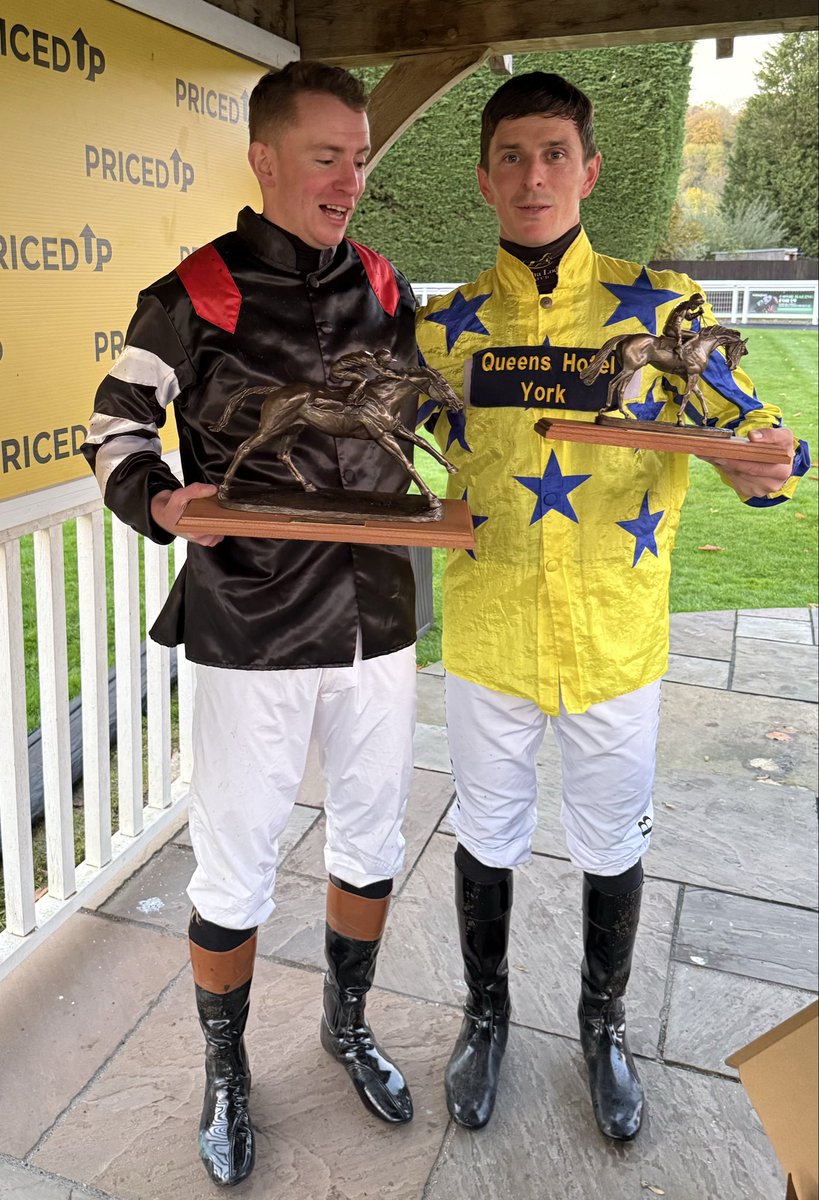 Amateur Jockeys GB tweet media