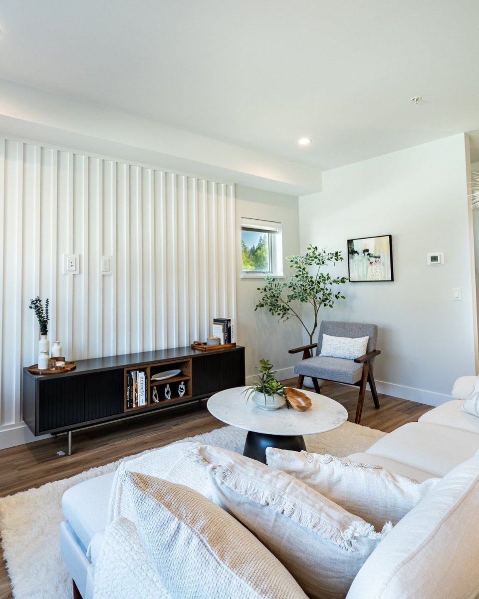 raicon_ca's tweet photo. It’s the perfect season to settle into something new. For a limited time, enjoy incredible savings on select move-in ready townhomes, including built-in air conditioning for year-round comfort. https://t.co/KMsEUapdMJ