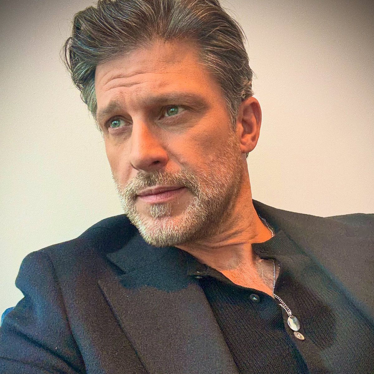 Greg Vaughan tweet media