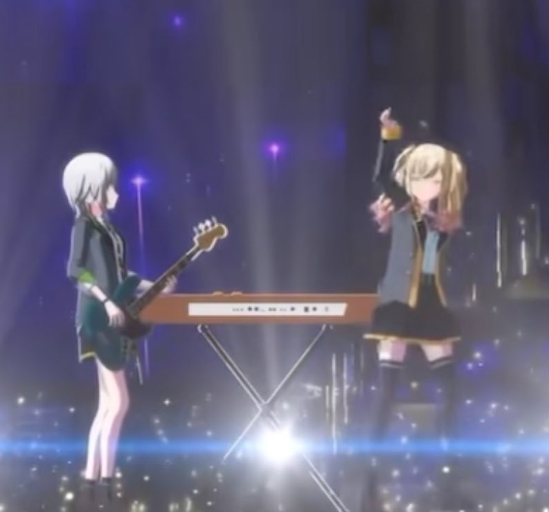 cobyofficial9's tweet photo. shiho look at the audience https://t.co/QjsiLeJmF0