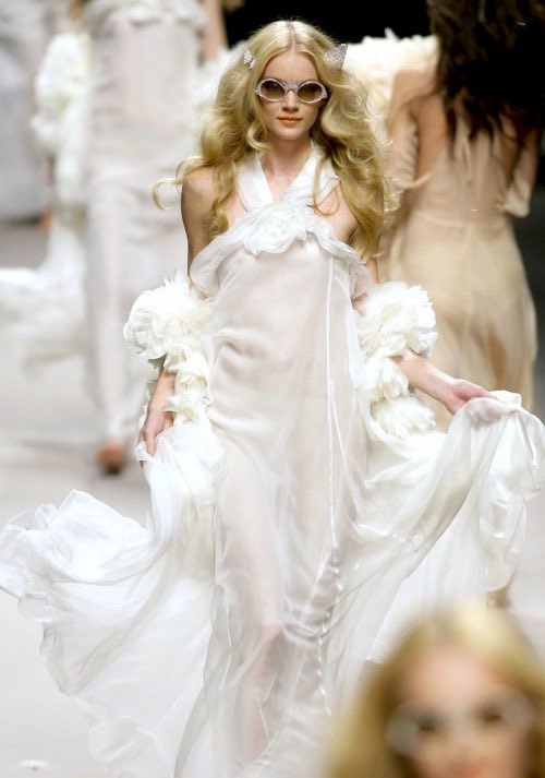 ChrryMartinis's tweet photo. The finale of the Sonia Rykiel spring/summer 2008 show https://t.co/iX7mVnnO9T