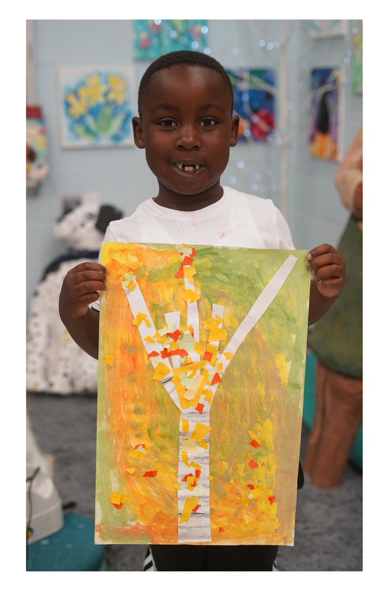MrsOArtStudio's tweet image. 🍁 The leaves are falling and creativity is calling! Our first graders are wrapping up their collage inspired birch trees, the perfect fall project! 💛 
#ccesdukes  #MrsOArtStudio #FallArt #CreativeKids