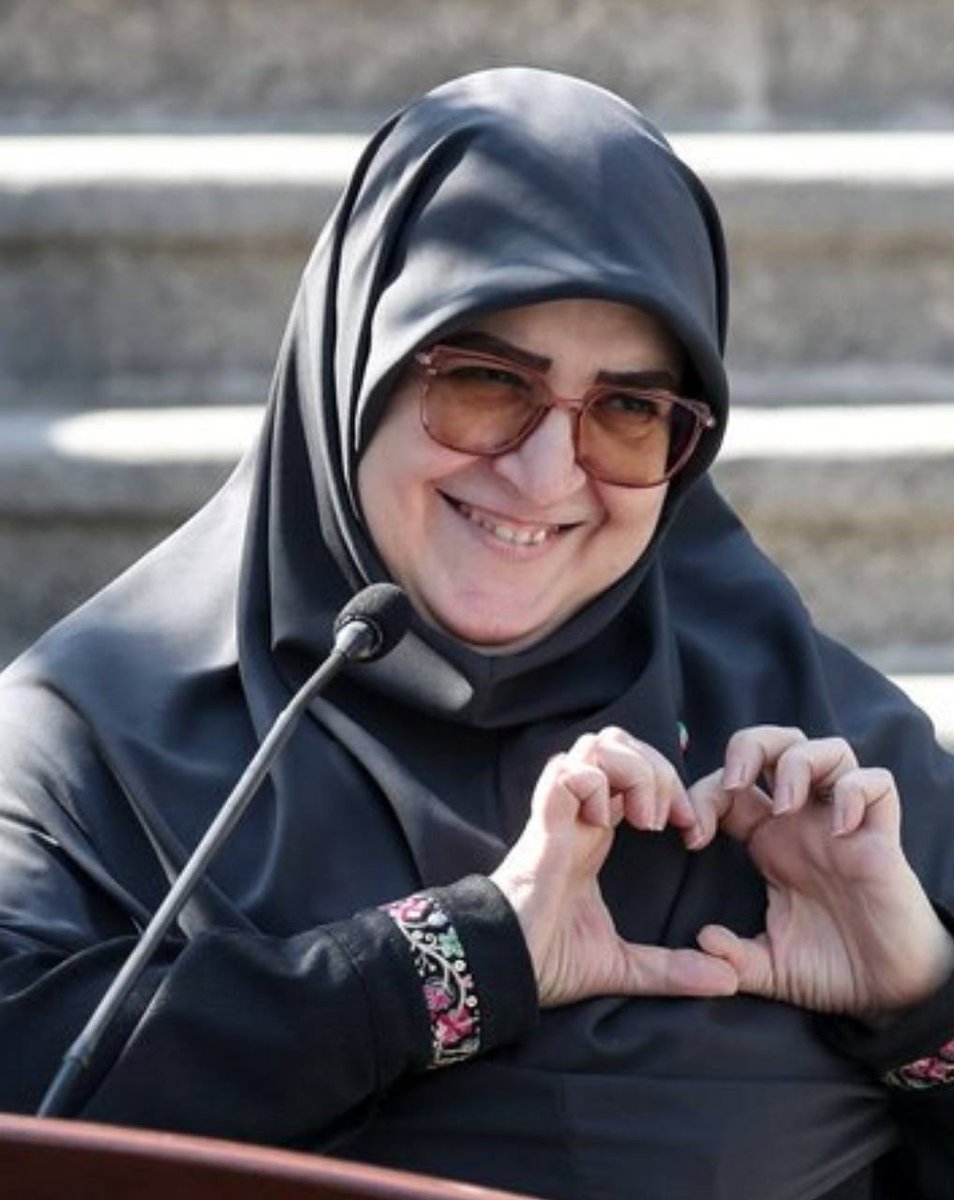 این زن خود خود دولت پزشکیانه !‌ اشتباهی، مضحک، رقت انگیز، بی فایده و فشل !