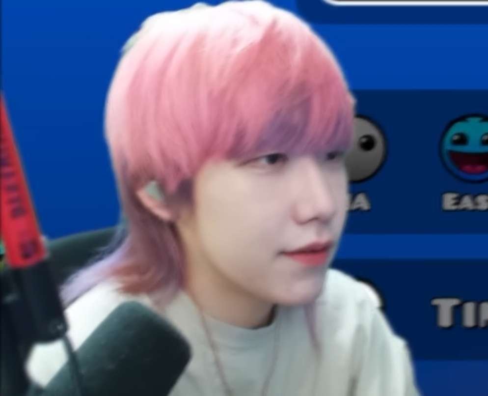 AzureTurk tweet media