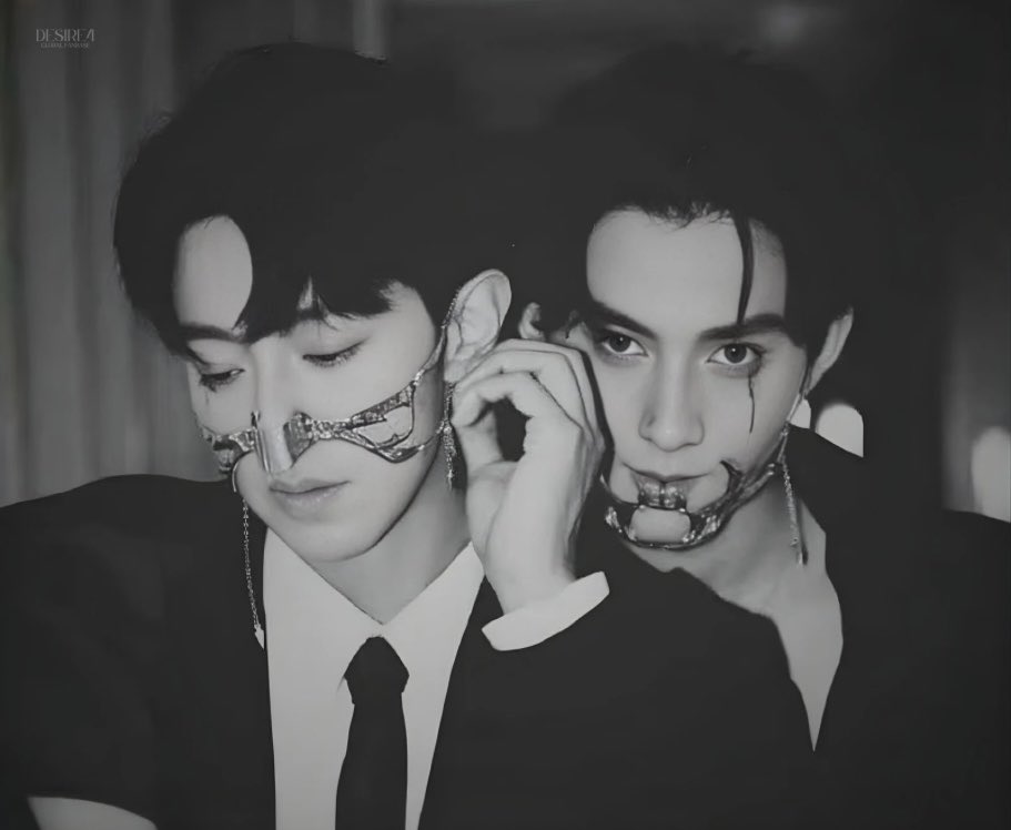 globalDESIRE4_'s tweet image. HD photos just dropped…
#EliotHuang #KipukaQiu #HuangXing #QiuDingJie #OceanJiang #JiangHeng #SeekyLi #LiPeiEn #Desire4 #I4Cream