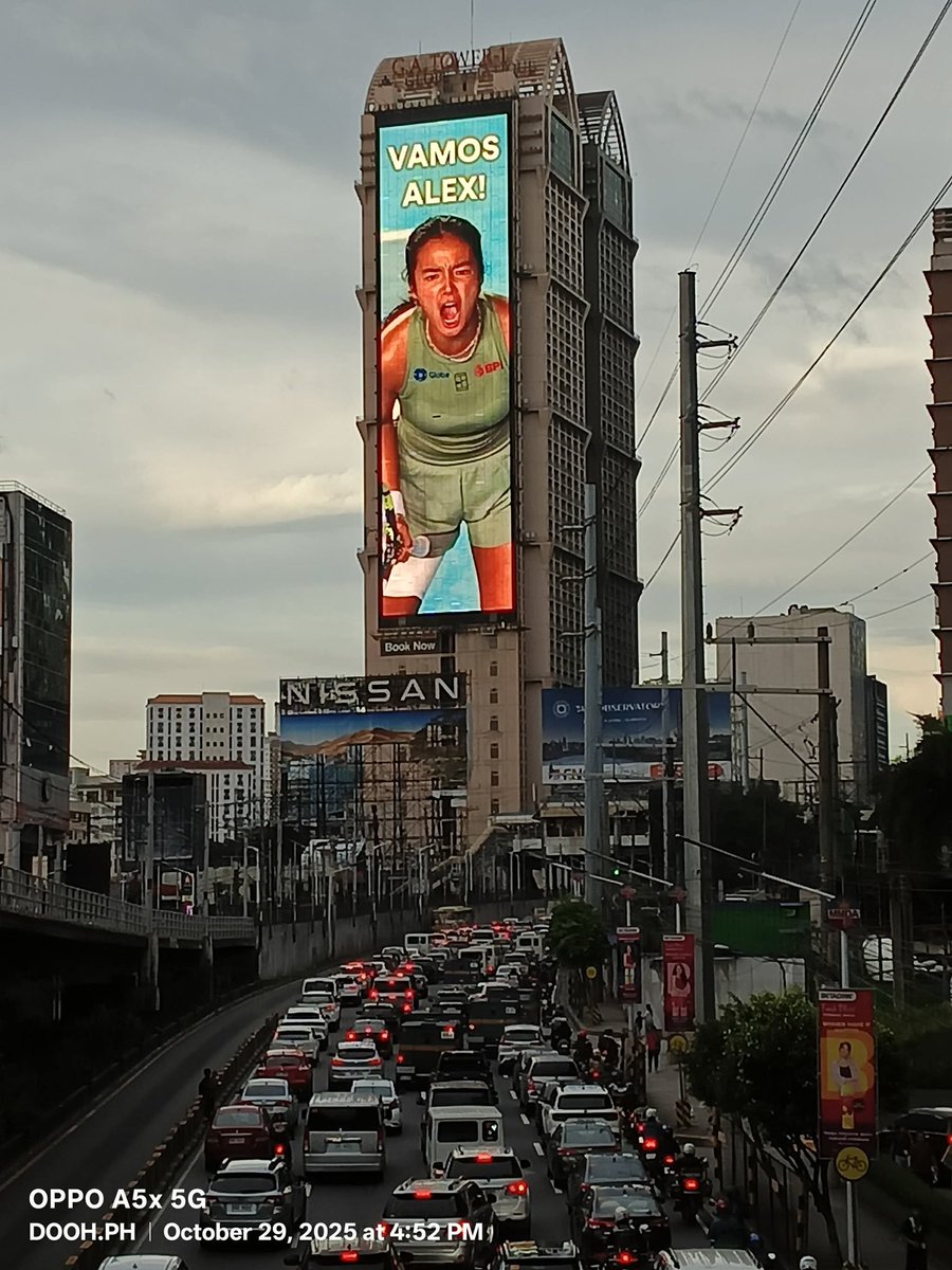 Outdoorman83's tweet photo. A New Era. A New Eala . Driven by Dream . ❤️

#iconic #spectacular #athlete Alex Eala #foryouシ BPI Globe Telecom Nike Rafa Nadal Academy #outofhome #impact #dooh.ph #ipabillboardmo #OneEDSA #edsa #traffic #artofoutdoor #ooh #dooh Prudential Hong Kong WTA Vamos Alex! #philippines https://t.co/NmDA5AE582