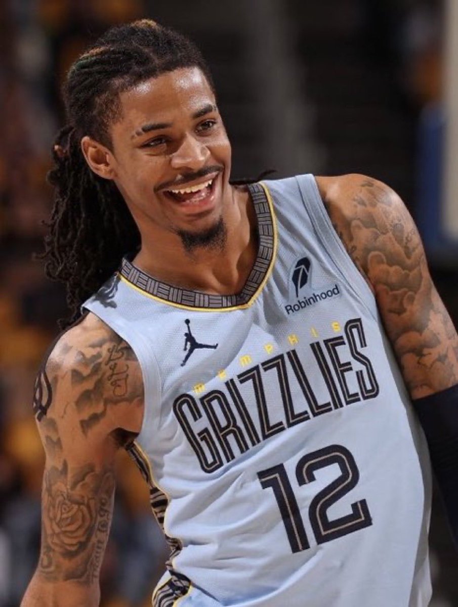 TheHoopCentral's tweet photo. JA MORANT TONIGHT:

28 POINTS
8 REBOUNDS 
7 ASSISTS 
10/19 FGM

GAME WINNER. 🔥🔥🔥 https://t.co/itv3ULML7Y