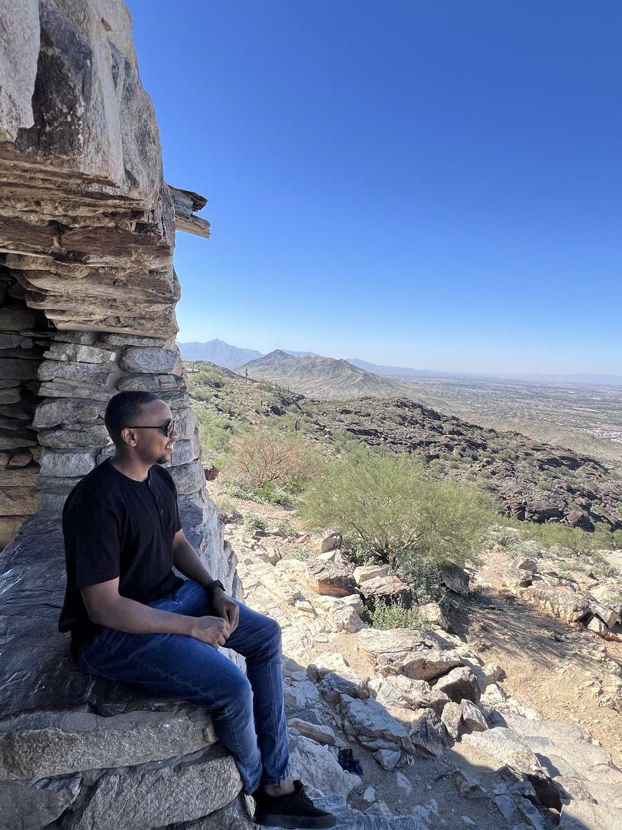 Mohammad131986's tweet photo. Exploring the beautiful nature of Phoenix with my amazing co-residents 🌵☀️
A perfect way to unwind after an inspiring week at #ACG2025 🙌
#MedTwitter #ResidencyLife #ACG2025

📸 (Hiking memories) https://t.co/fmtSTmtp1g