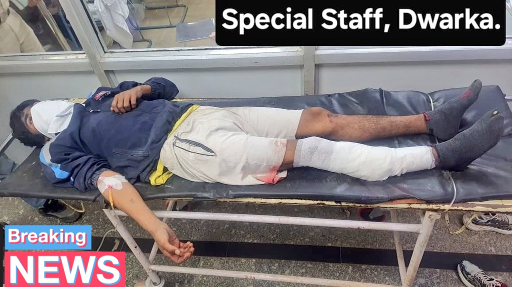 द्वारका जिले में भी शुद्धिकरण जारी - काला जठरी गैंग से जुड़ा बदमाश विकास मुठभेड़ में घायल I मर्डर सहित कई मामलों वांछित था I सशक्त नेतृत्व सही परिणाम सीपी साहब आने के बाद पिछले 1️⃣0️⃣ दिनों में 5️⃣परलोक सुधर गए और 9️⃣ ने अपनी टांगे गवा दी अभी भी वक्त है सुधर जाओ या..fill in the blank