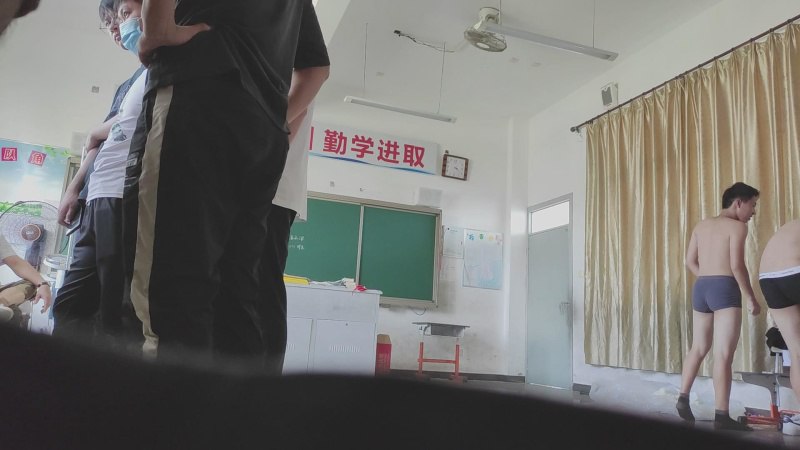 寸头兵 tweet media