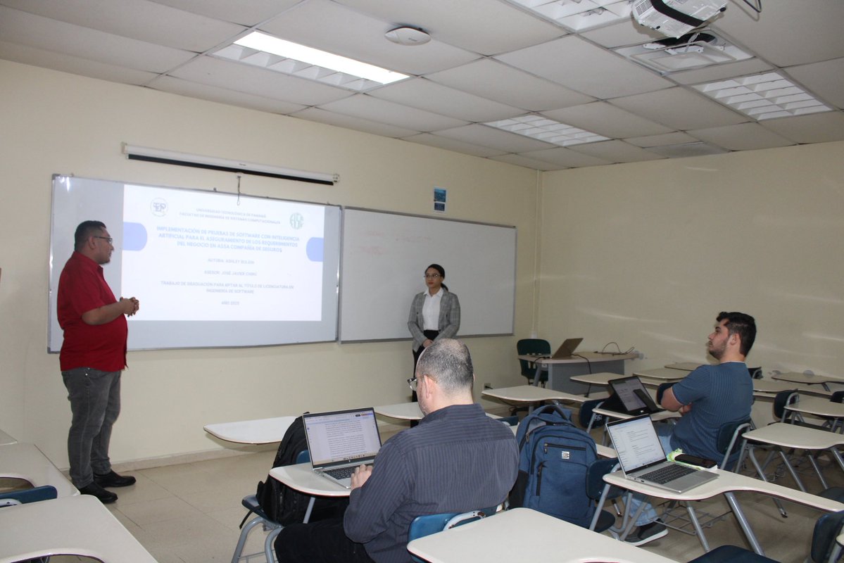 El 28 de octubre, Ashley Bulgin, presentó su Trabajo de Graduación de la Práctica Profesional titulada “Implementación de Pruebas de Software con Inteligencia Artificial para el Aseguramiento de los Requerimientos del Negocio”.