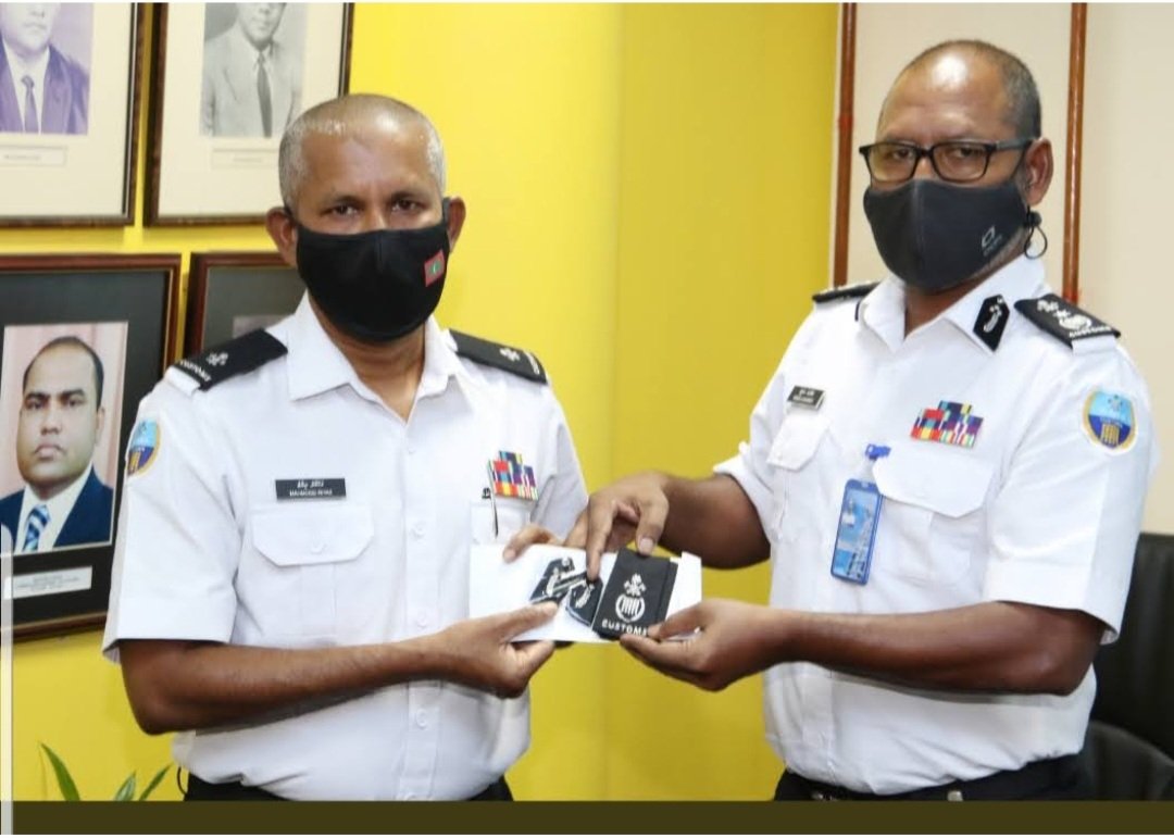 Shocked by Pres <a href="/MMuizzu/">Dr Mohamed Muizzu</a>'s tweet removing Mr. Mahmoodh Riyaz from MCS. 33 yrs of integrity &amp; dedication discarded without due process. I urge a fair review. #JusticeForManday #CustomsIntegrity <a href="/CustomsMv/">Maldives Customs Service</a>,<a href="/NIC_Maldives/">National Integrity Commision</a> <a href="/min_mohst/">Minister of Homeland Security & Technology</a> stand united for justice!