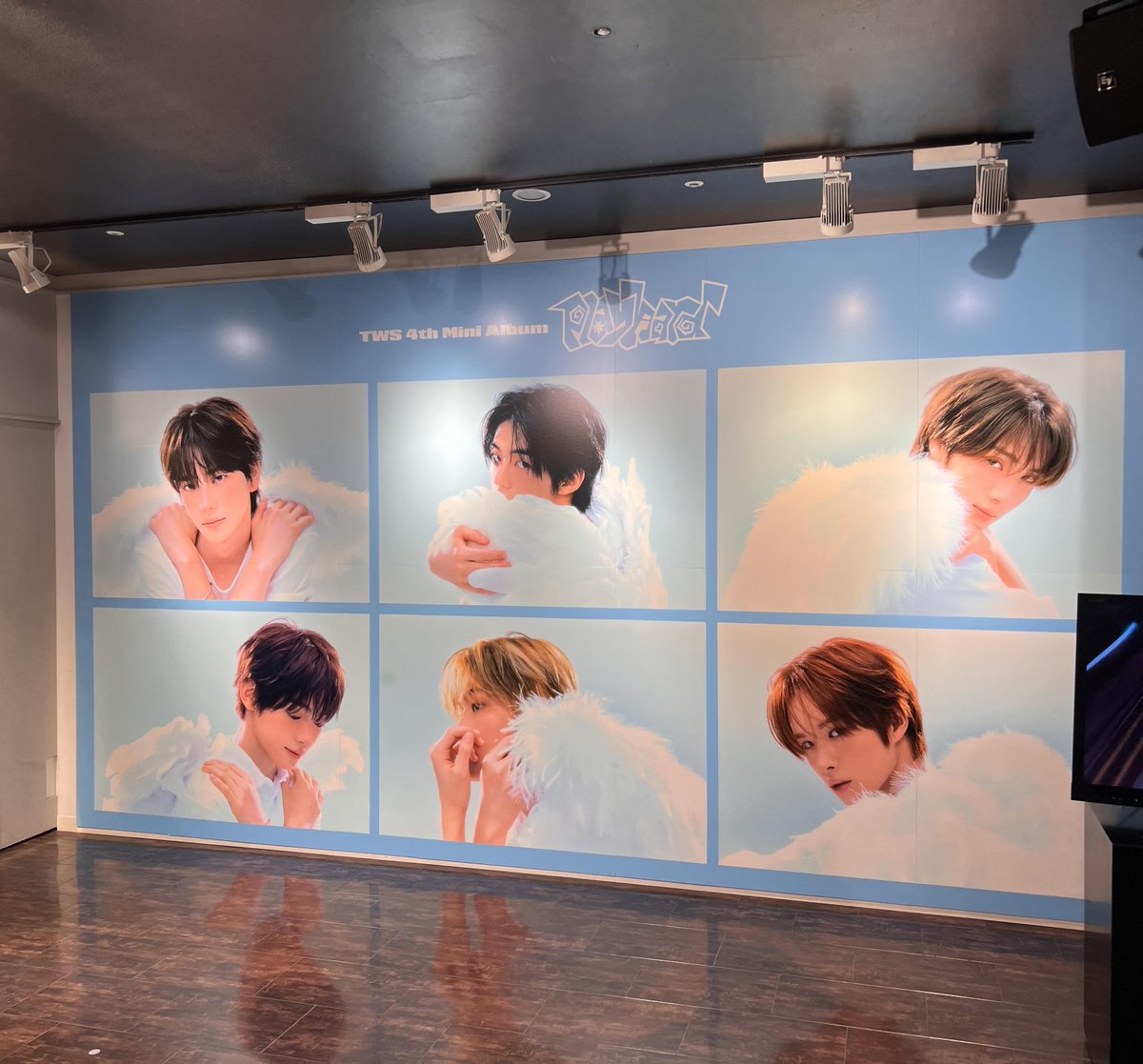 Ado WORLD Tour Wish LIVE タワレコ パネル 非売品 Ado WORLD Tour Wish LIVE タワレコ パネル 非売品 - メルカリ