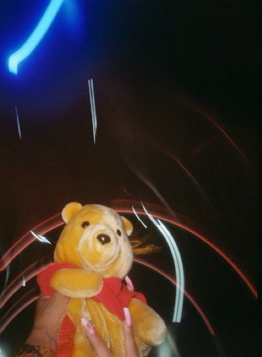 . The Haze at Paradise ‘25 

cc:<a href="/ElHoeElrow/">ElHoe</a> (ty for capturing this🤞🏽)