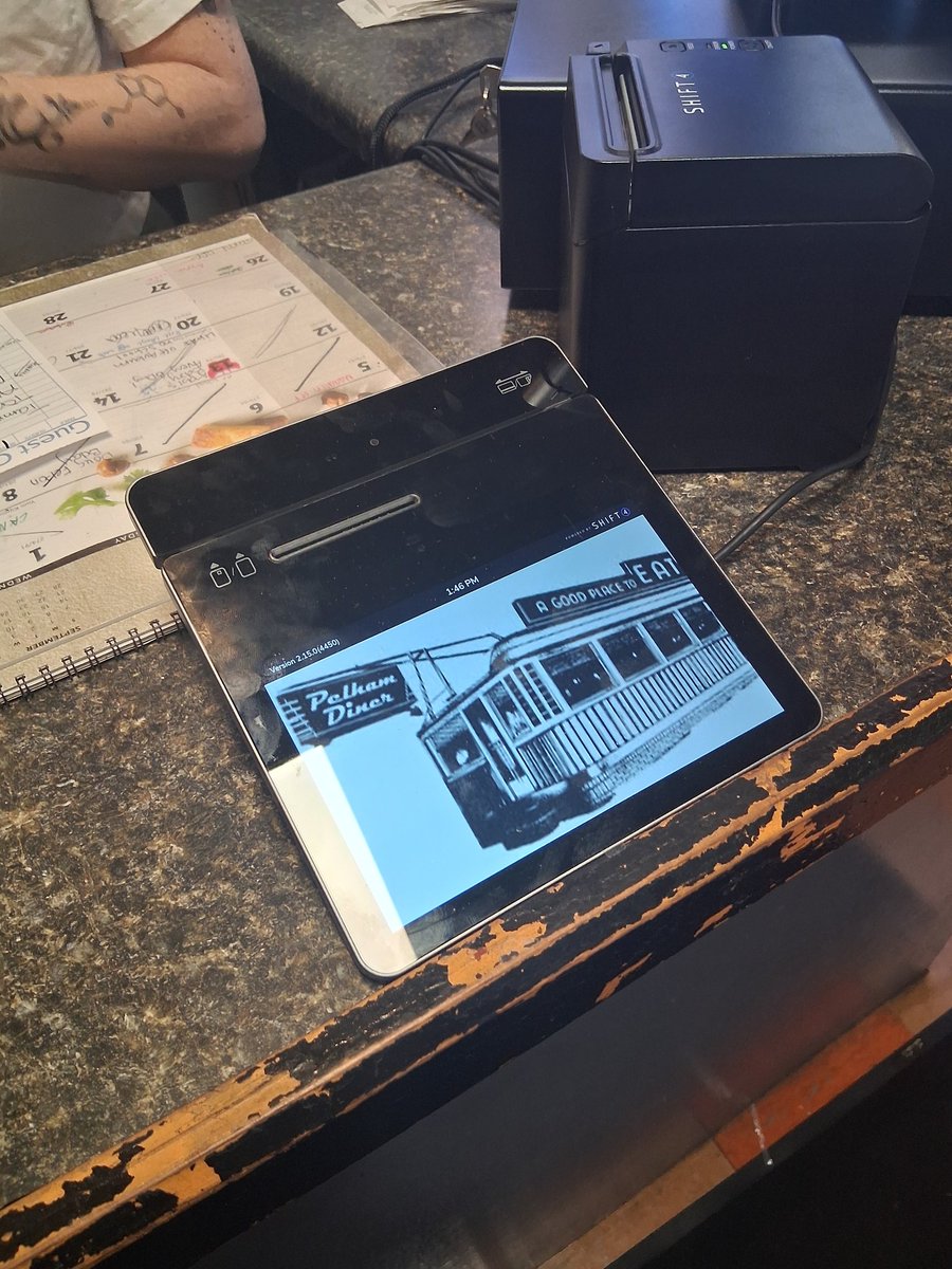 TuckerShift4's tweet photo. Pelham Diner in Pelham, AL is now live with @SkyTabPOS by @Shift4. This is their first time entering the world of technology past a calculator! #TeamFour #BoldlyForward https://t.co/Rwtqly9D8g