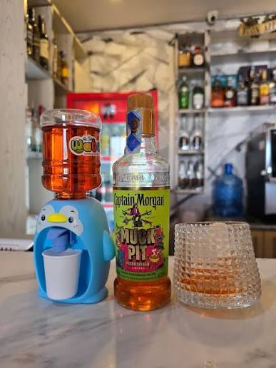 official_kimaru's tweet photo. Grab a bold new Captain Morgan Muck Pit brand designed to muck up the usual and champion the extraordinary
#CaptainMorganMelonSplash #Tumekumuck https://t.co/LVaJasyqZT