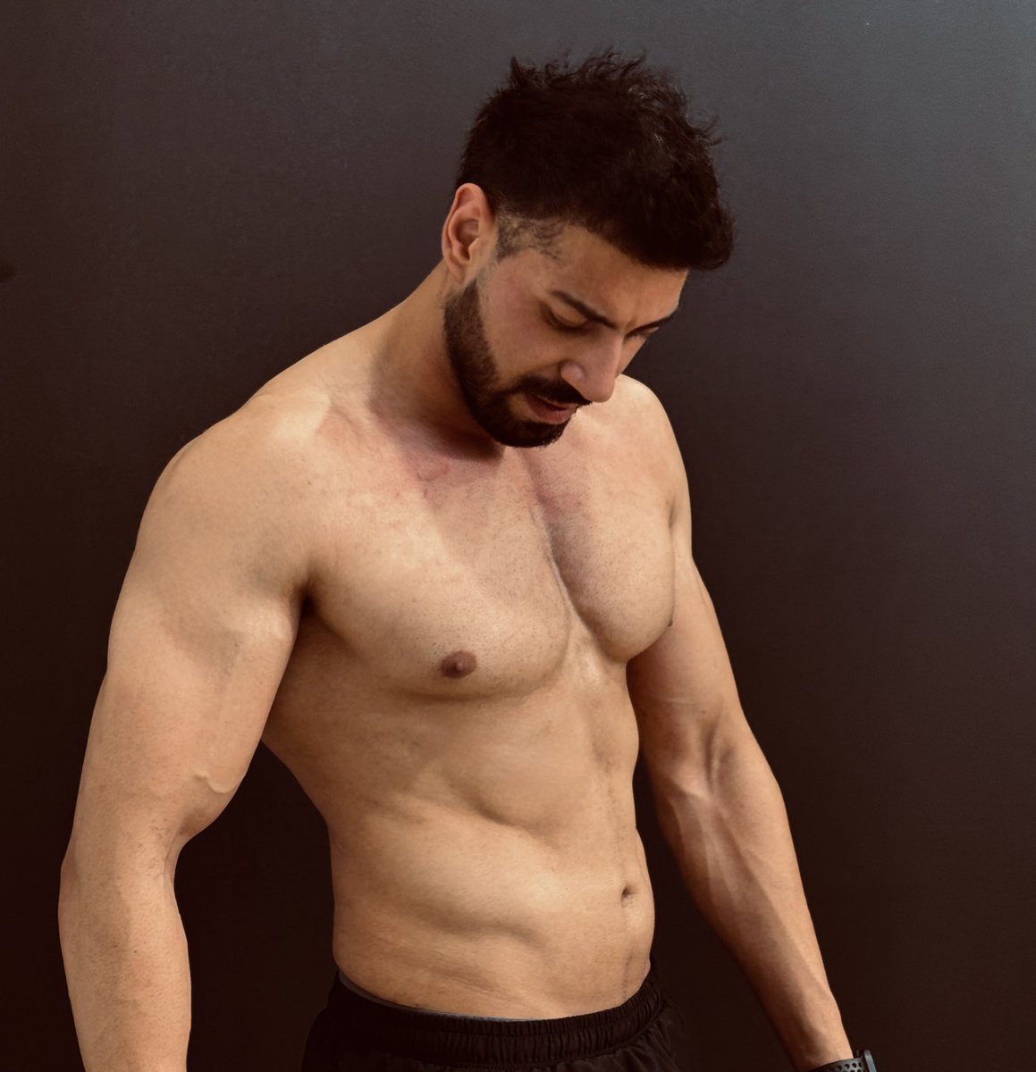 arjunisreal's tweet photo. THE GABRU – ARJUN SINGH
Pro Wrestler | Born in Punjab 🇮🇳 | Built in Canada 🇨🇦 x USA 🇺🇸 https://t.co/LgDOwSTT5K