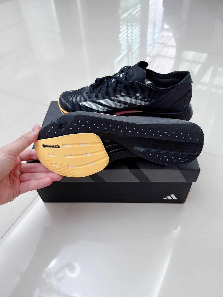 iamkorbor's tweet photo. ขายรองเท้า Adidas Adizero Running
❗️ปกติ 6,700 ขาย 2,990❗️
มือ 1 ใหม่มากแค่ลองใส่ พอดีซื้อมาผิดไซส์ค่ะ
ป้าย กล่อง ยังอยู่ครบ 
Size US 7 1/2, UK 7

#ส่งต่อรองเท้า #รองเท้าผ้าใบ #รองเท้าวิ่ง #ส่งต่อเสื้อผ้า https://t.co/M4M6x2Vt4i