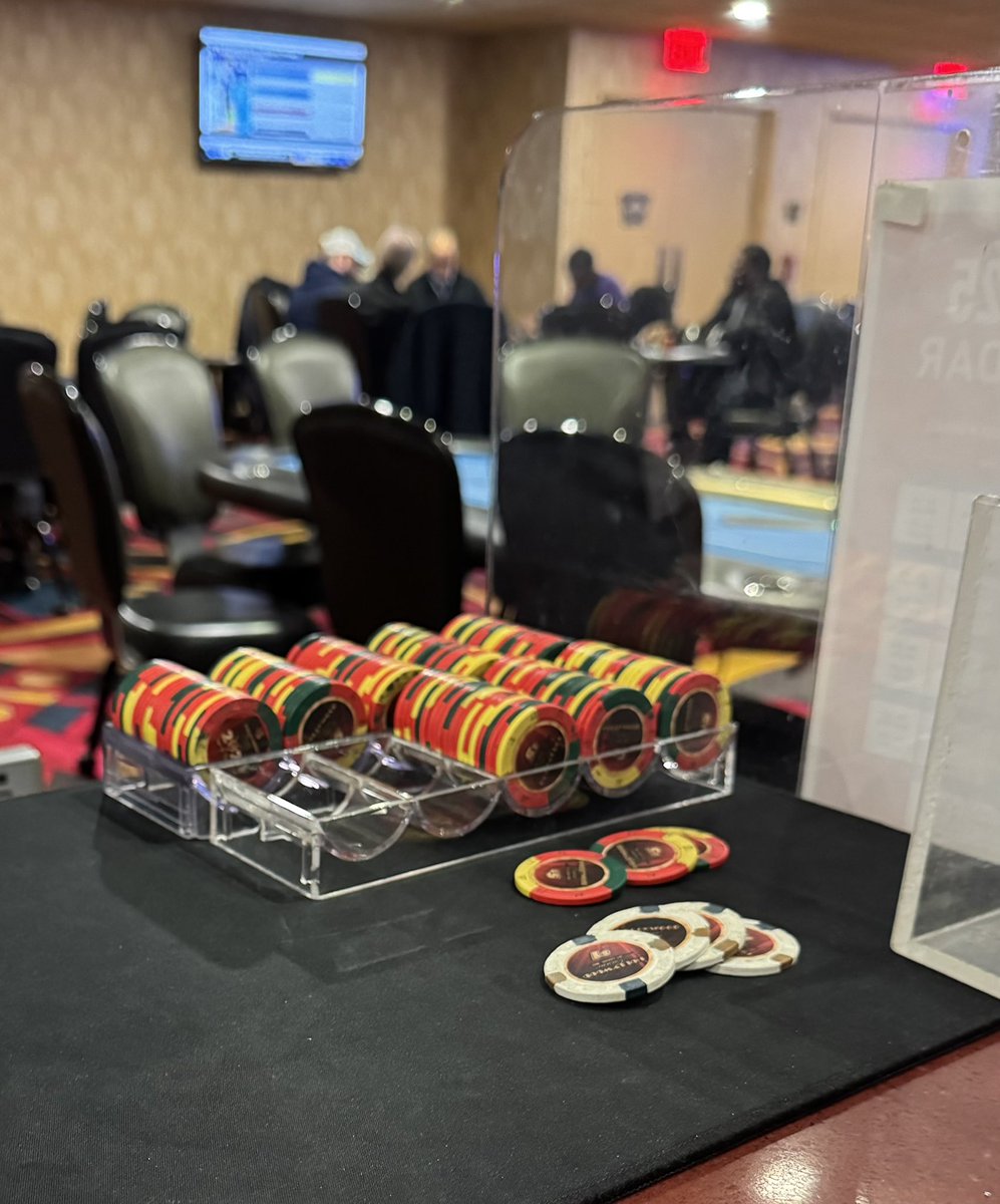 Internet was down. Good excuse to hit up the local cash game. In for $300 out for $815. Life of a retired guy.