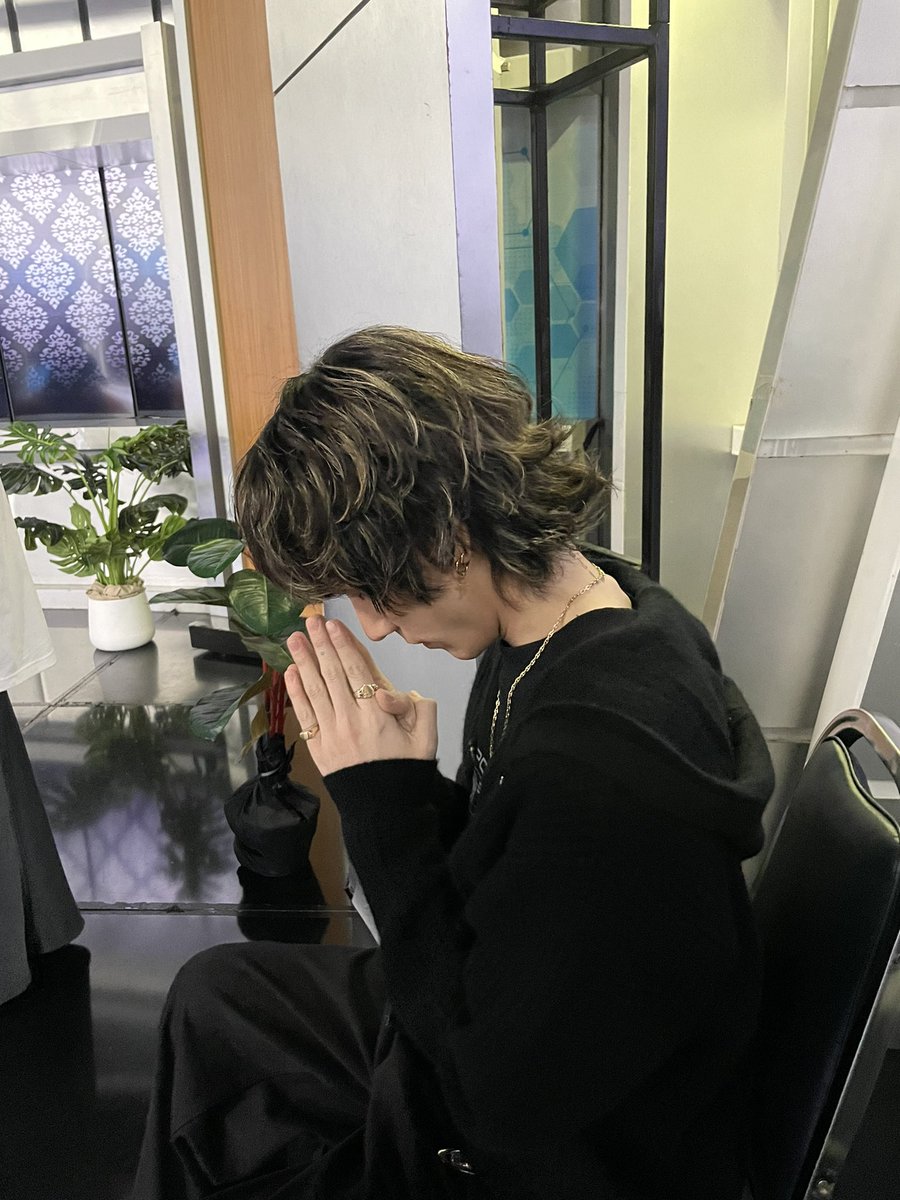 meyou2141's tweet photo. ถ่ายรายการมาค่ะทุกคน วันนี้พี่ทำดีมั้ยคะ #meyou https://t.co/7tCKIyTabs