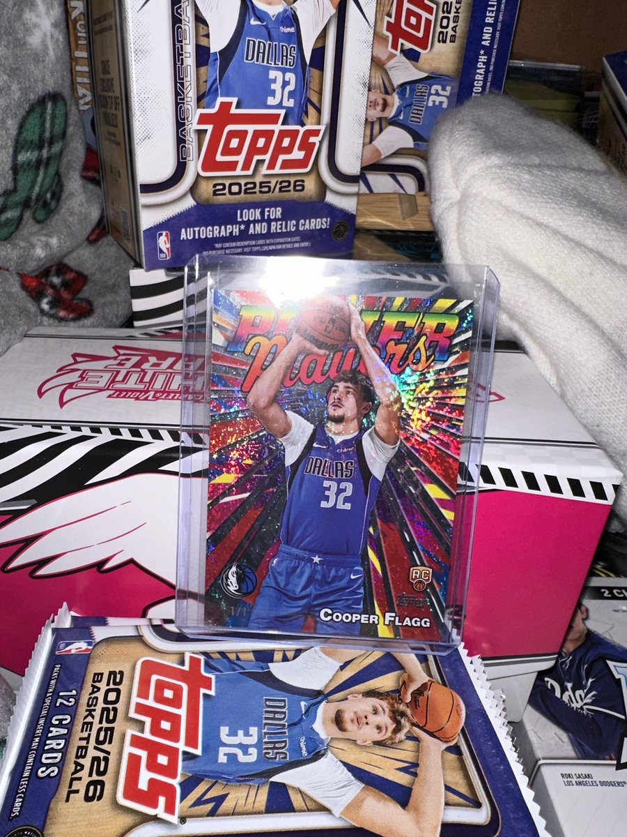diegosperc's tweet photo. out of a blaster !!! haven’t even gotten my hobby boxes since it’s release 😅😅 @CardPurchaser https://t.co/3jZO2GE8k8
