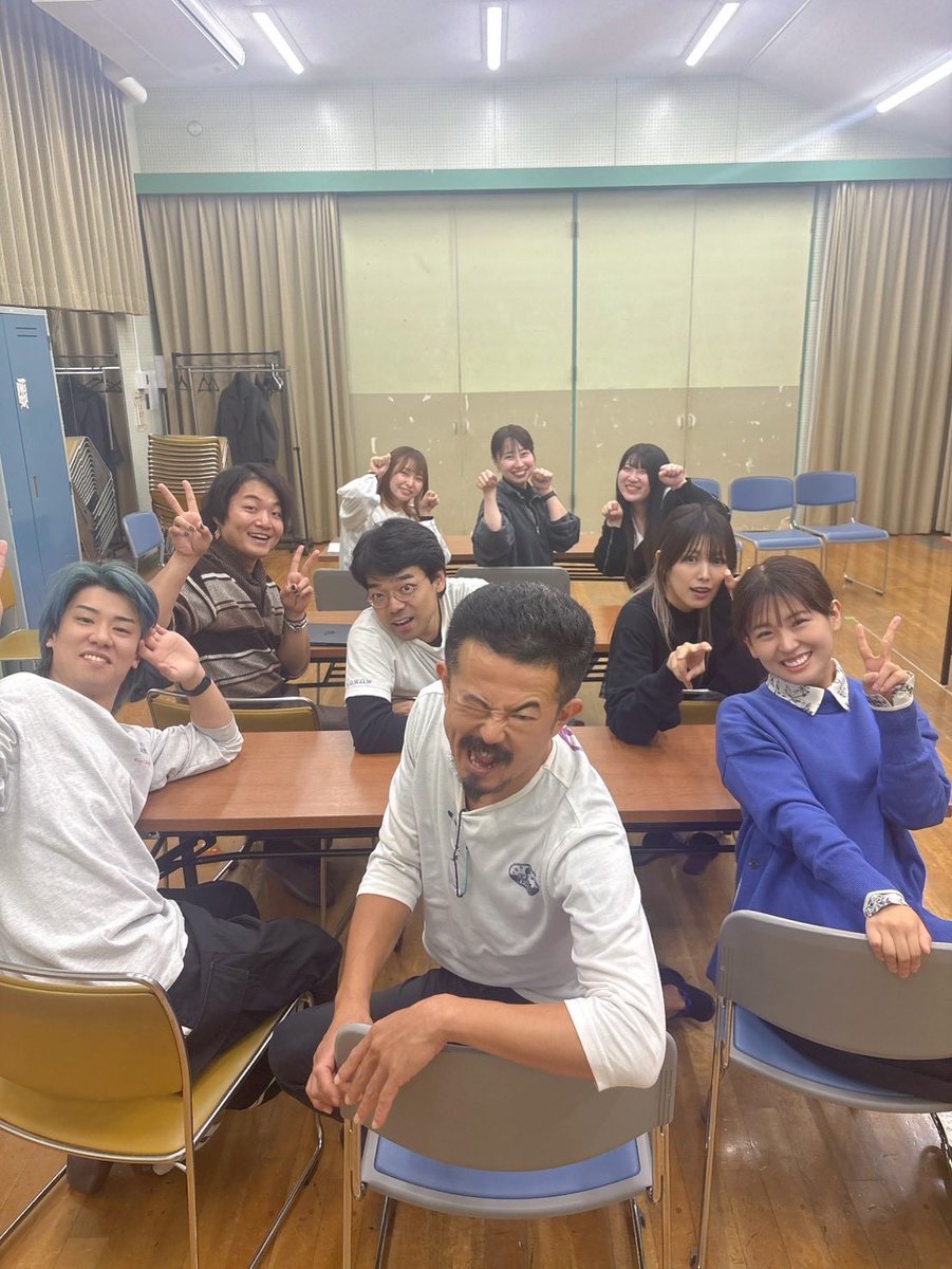 musashifukuyama's tweet photo. #舞台
#いつかは思い出にして
2日目
Bチーム初日
全ての公演に対して新鮮な気持ちで臨んで行く。
ご来場頂ける皆様方に楽しんで貰える様に全力を尽くす。
血い滾らせろ🌋
魂を燃やせ燃やせ燃やせ🔥
やったるよ❗️
チェストーッ‼️
#役者
#芸人
#hobohobo https://t.co/4ihrekSqez