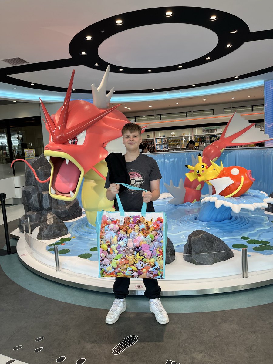 GamingDmb's tweet image. Listening to @SlashLP89 latest JUST GOOD GAME SHOW pod while waiting for our Super Jet ferry back to Matsuyama from Hiroshima after visiting the Pokemon Center