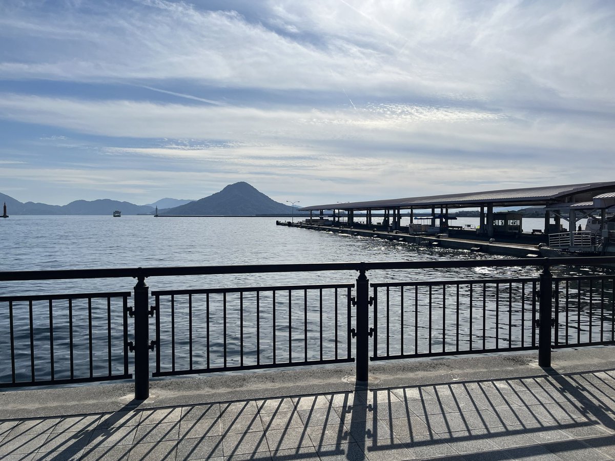 GamingDmb's tweet image. Listening to @SlashLP89 latest JUST GOOD GAME SHOW pod while waiting for our Super Jet ferry back to Matsuyama from Hiroshima after visiting the Pokemon Center