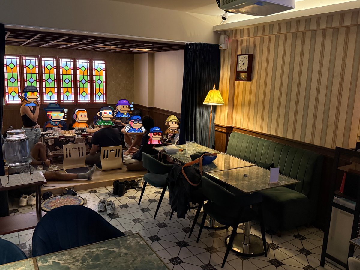 Late update:

Thank you <a href="/MonkeDAO/">MonkeDAO🍌</a> Taiwan monkes for attending our October Monke Meetup last week!

Big shout out to <a href="/mimbuilder/">Dr CJ S◎L</a> for suggesting we switch up the vibe of the meetups, and recommending the venue!

2 Monkes had to pull out last-minute, see you next time!