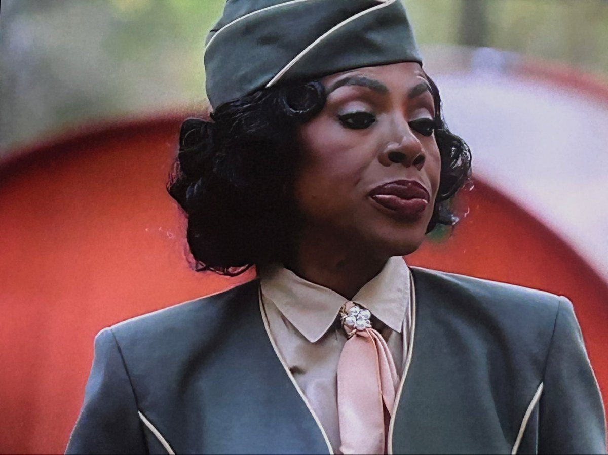 DOMDONTCAREEE's tweet image. Best costume.
#AbbottElementary