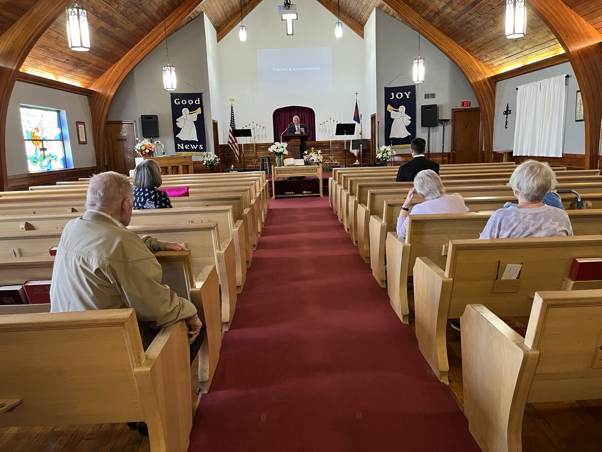 johnmarkclifton's tweet photo. 10 Traits of dying churches:
1. They value the process of decision over the outcome of decision
2. They resent to Community for not responding as it once did.
3. A refusal to handover meaningful leadership to the next generation.
(More to come in later post) https://t.co/Xz9rIKccpp
