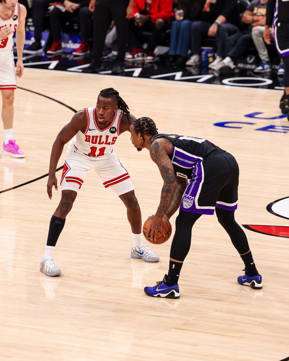 chicagobulls's tweet photo. Teammates to Opponents. https://t.co/2LEdGTx4Jh