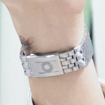 wontonaegi's tweet photo. OH ANTON TATTOO IS SO COOL HE'S SO COOL https://t.co/qsO8ufYLAY