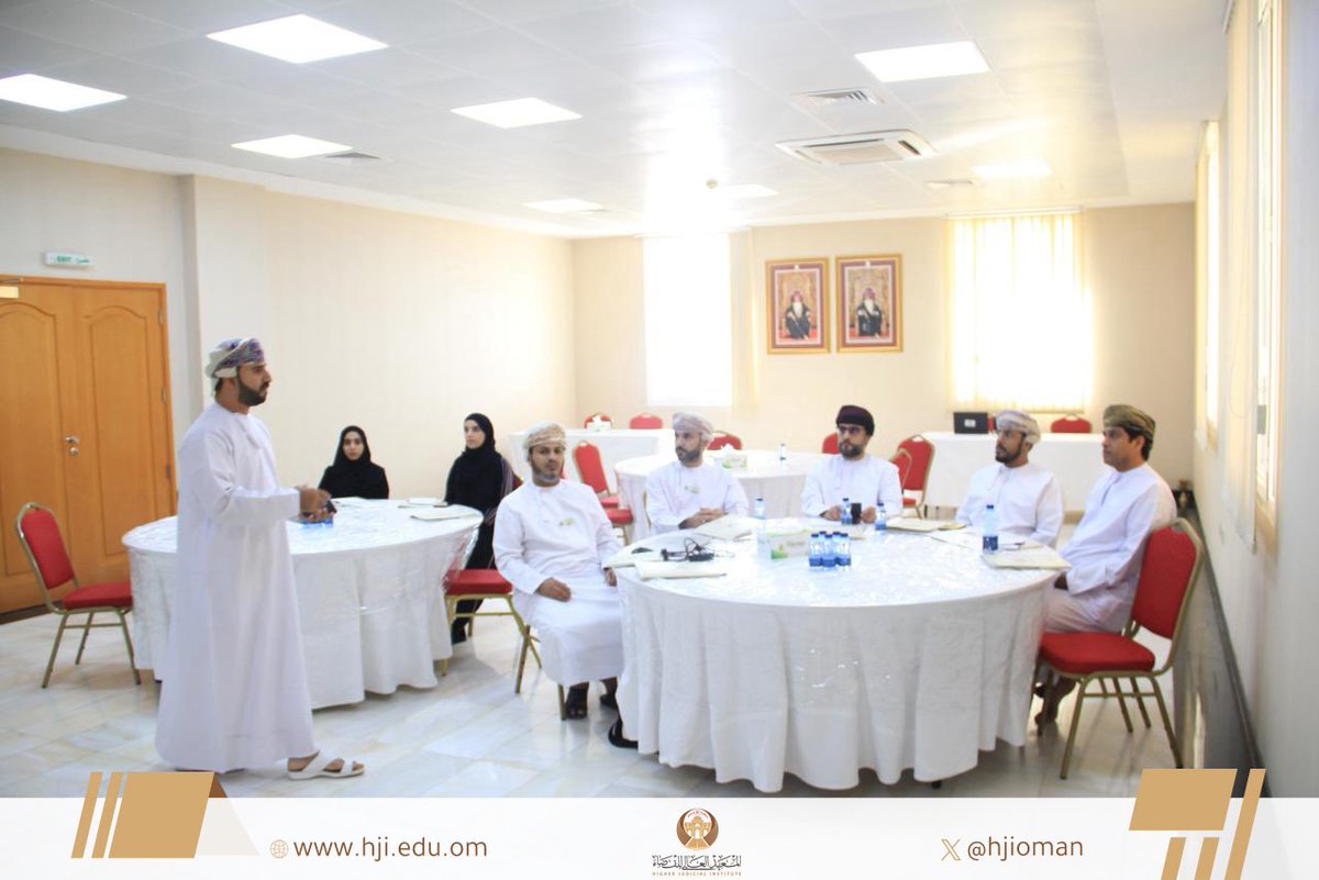 ينظّم المعهد العالي للقضاء برنامجًا تدريبيًا بعنوان: "التحقيق في جرائم الأموال العامة" لأعضاء الادعاء العام، خلال الفترة من 29 - 30 أكتوبر 2025م.

تقديم مساعد المدعي العام/ خلفان بن سعيد المعولي.