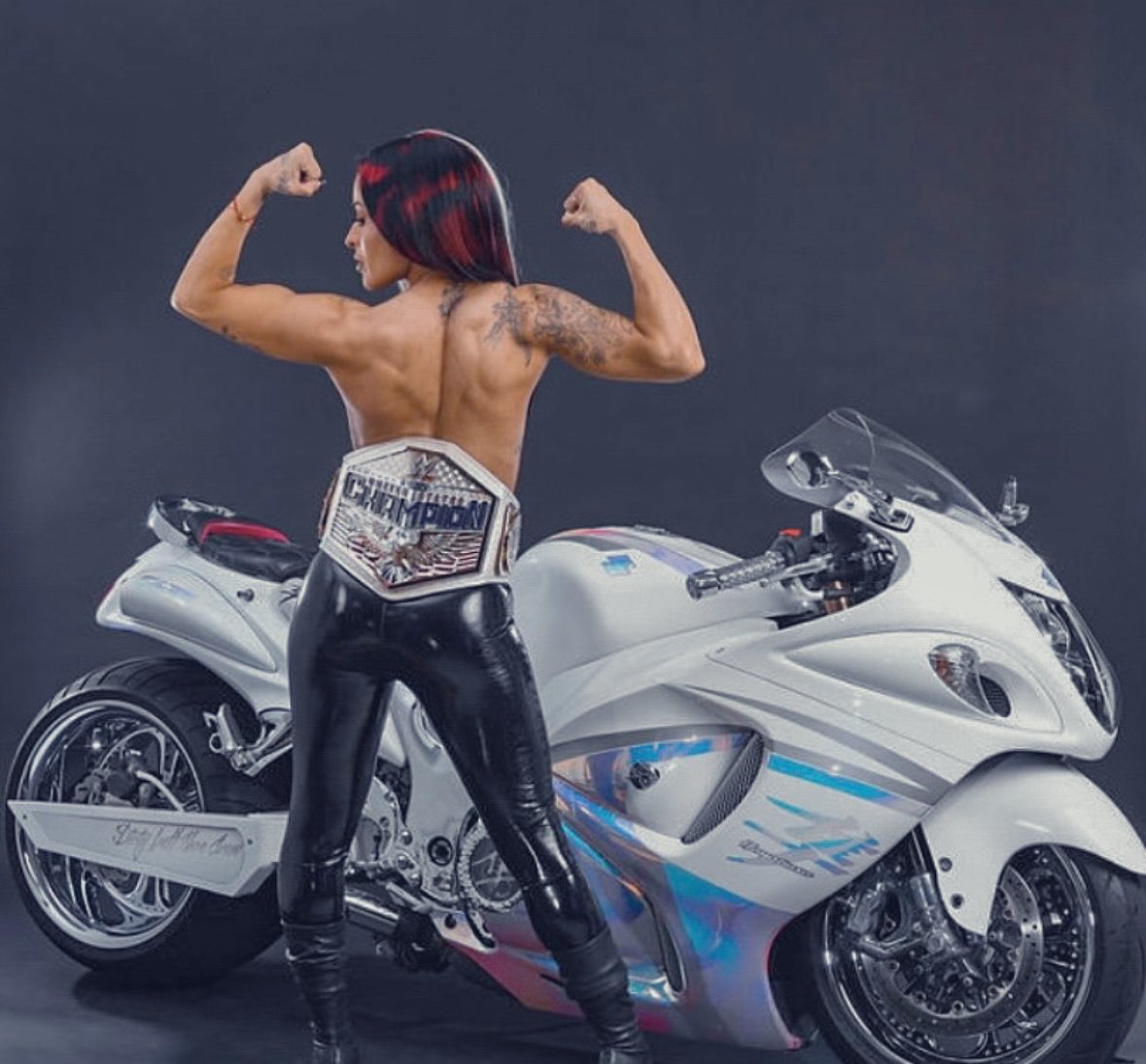 #WCW <a href="/Loca_Muneca_/">Poderosa Diosa (Fake)</a> 

OH MY GOD.