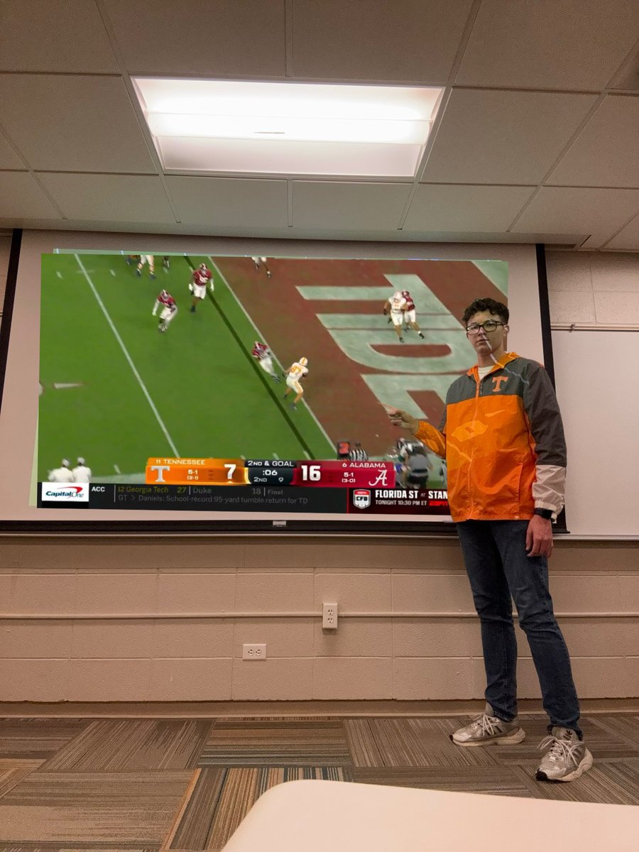 <a href="/benjaminwhodge/">Benjamin Hodge ✟</a> <a href="/BrooksAustinBA/">Brooks Austin</a> Break down this one pls