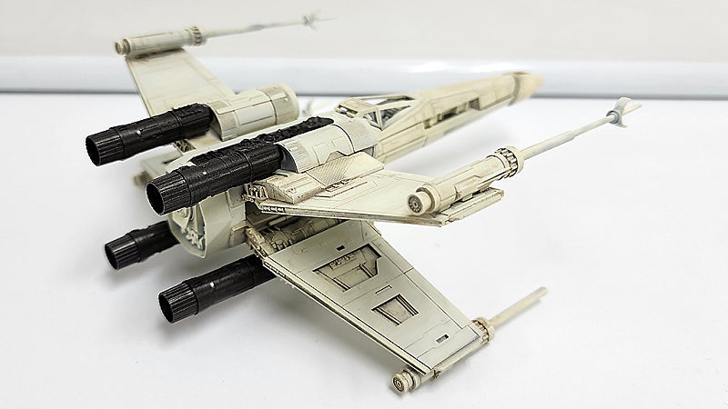 tuningtimes's tweet image. 오랫만의 스타워즈 😆
##튜닝타임즈강좌 ( m.cafe.naver.com/tuningtimes/13… )
명동 #정화예술대학교 #평생교육원
프라모델 수업
반다이 1/72 #스타워즈 #x_wing
에어브러시 명암 색칠 작업