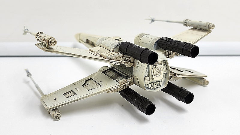 tuningtimes's tweet image. 오랫만의 스타워즈 😆
##튜닝타임즈강좌 ( m.cafe.naver.com/tuningtimes/13… )
명동 #정화예술대학교 #평생교육원
프라모델 수업
반다이 1/72 #스타워즈 #x_wing
에어브러시 명암 색칠 작업