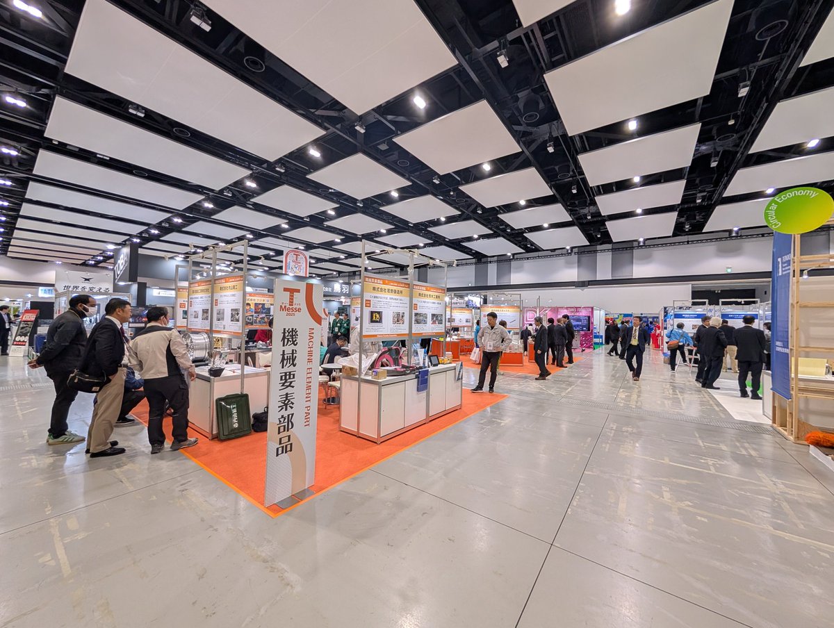 TOYAMA_CUP's tweet photo. T-Messe2025
間もなく開会です！
企業団体対抗ミニ四駆大会G-1GPは11月1日(土)！
デザインコンテストあります！
是非投票に来てください！ https://t.co/V9JVSmL4HP