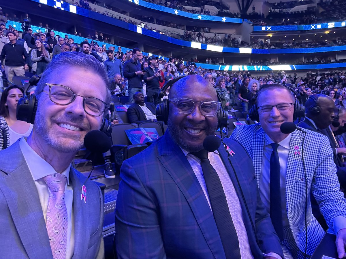 Underway with Mavs vs Pacers, final game of a this season opening 5 game homestand and a dangerous game against the beat up Pacers who have been a tough matchup for the Mavs in the last two seasons. @D_Harp_12, @SkinWade and me on KFAA/MavsTV.