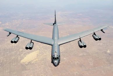 haddad_ernest's tweet image. إقلاع ١٢ قاذفة من طراز B-52 من قاعدة دايس الجوية، تكساس.
#المهمة_غير_معروفة